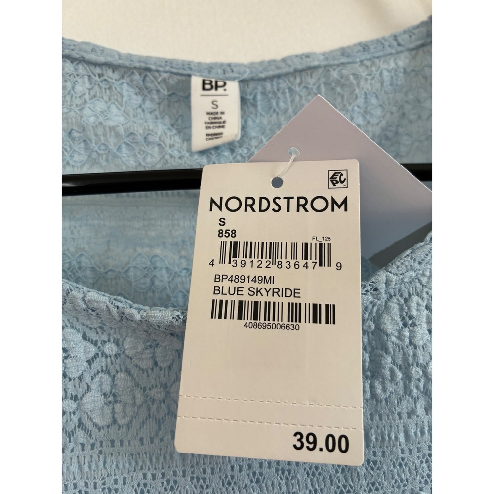 NWT BP. Nordstrom Light Blue‎ Floral Lace Long Sleeve Crop Top Size S - Picture 4 of 6